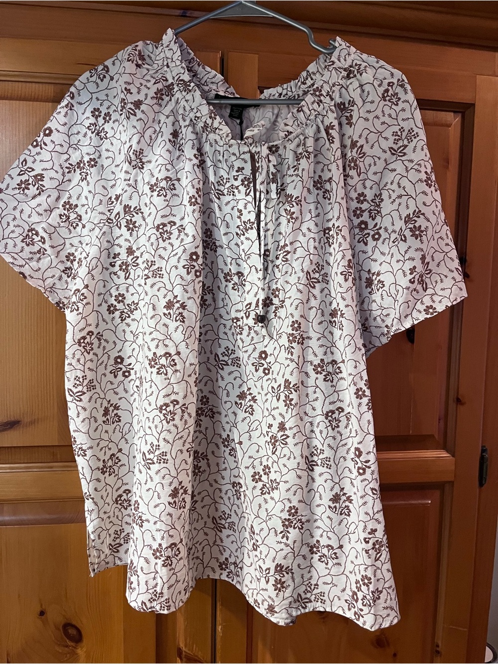 Women’s Cream Floral Peasant Top with Brown Print plus size 2X